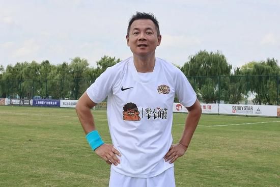 骆风棠沉默了下：你爹娘中意她，那你自己呢？你咋想的？宁肃愣了下，看着骆风棠，有点迷茫。